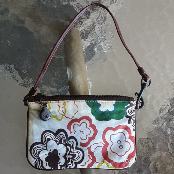 Y2K AEO American Eagle Outfitters Wristlet - Picture 1 of 7